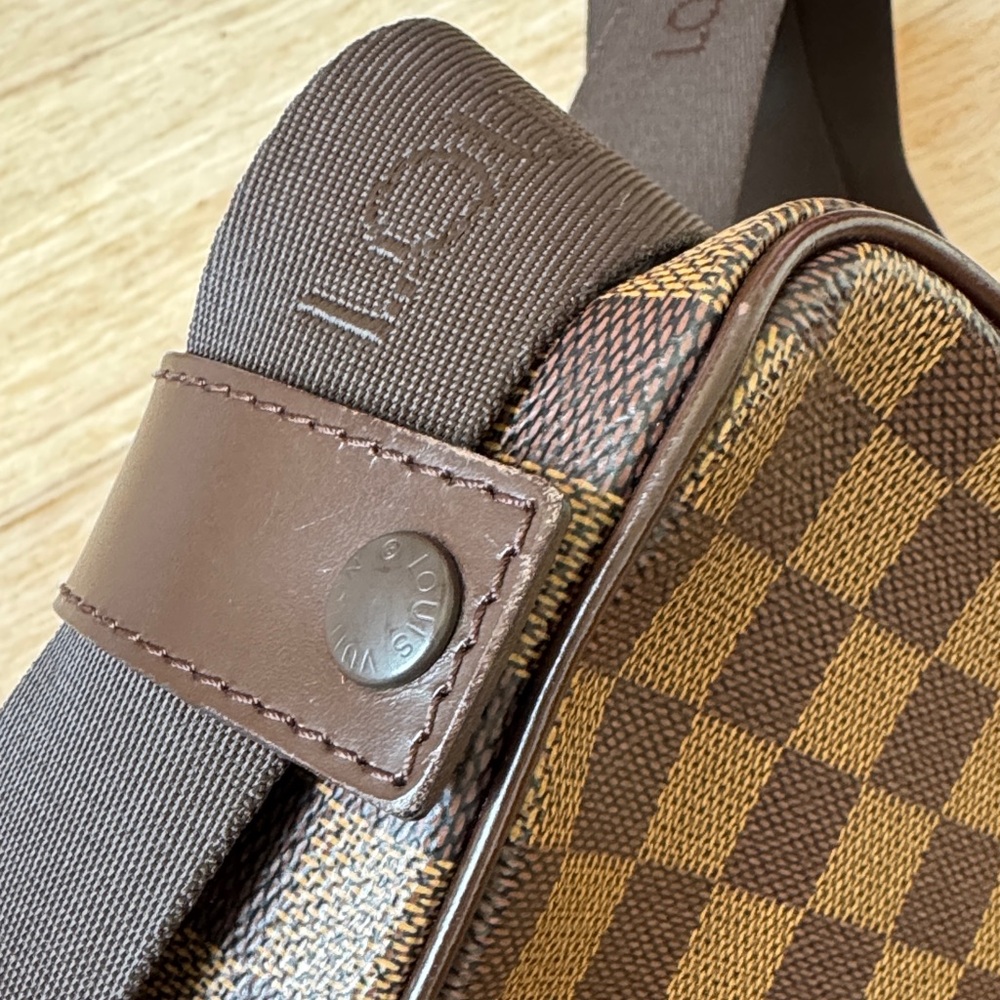Louis Vuitton Brown Damier Ebene Messenger Crossbody Bag - Picture 7 of 16